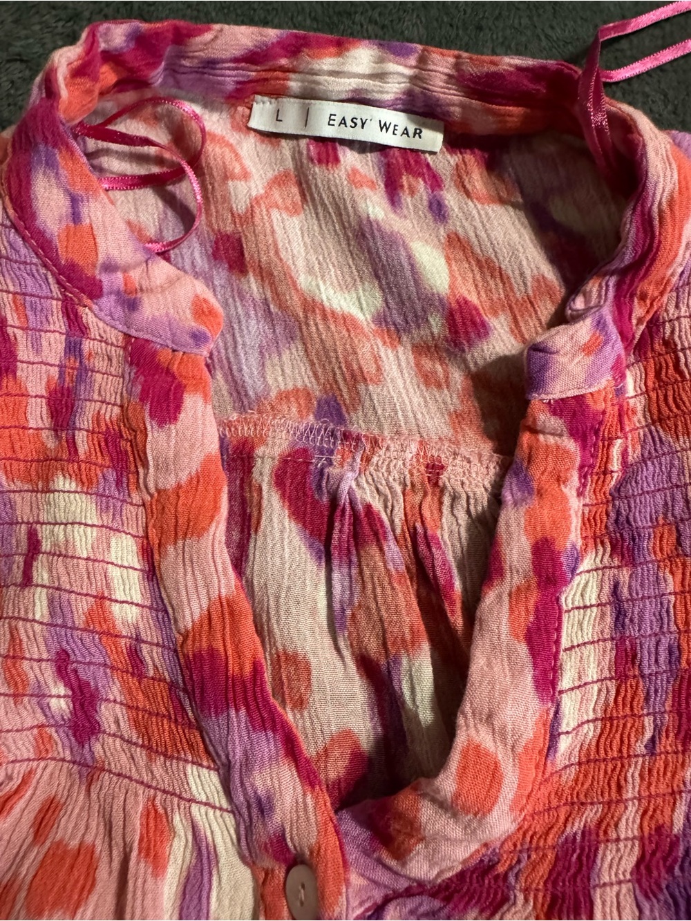 Easy Wear Womens L Pink Vibrant Abstract Print Smocked Detailing Puffed Sleeves - Picture 4 of 5